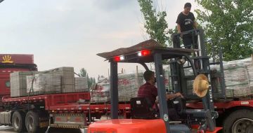 石嘴山 黄金麻冰裂纹，地铺石装车