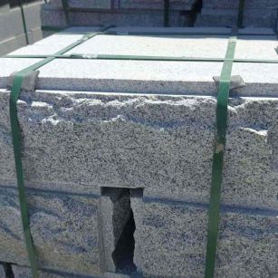 石嘴山 芝麻白花岗岩自然面成品