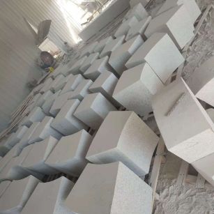 石嘴山 白麻花岗岩异形坐凳