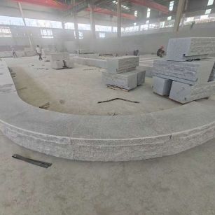 石嘴山 芝麻白异形坐凳，自然面光面弧形加工