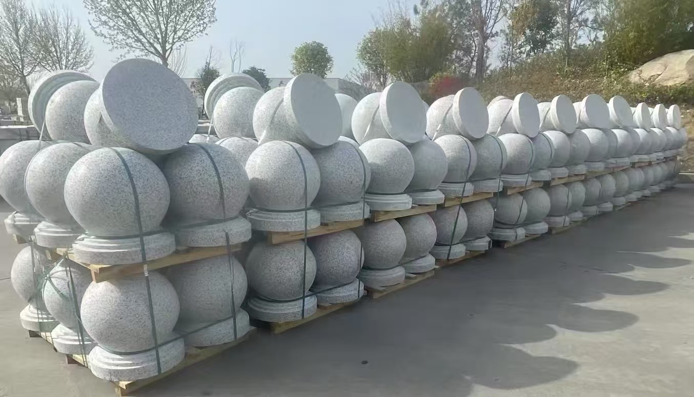 石嘴山 白麻花岗岩石材圆球，石球，挡车球，隔离球，景观石球，风水球等