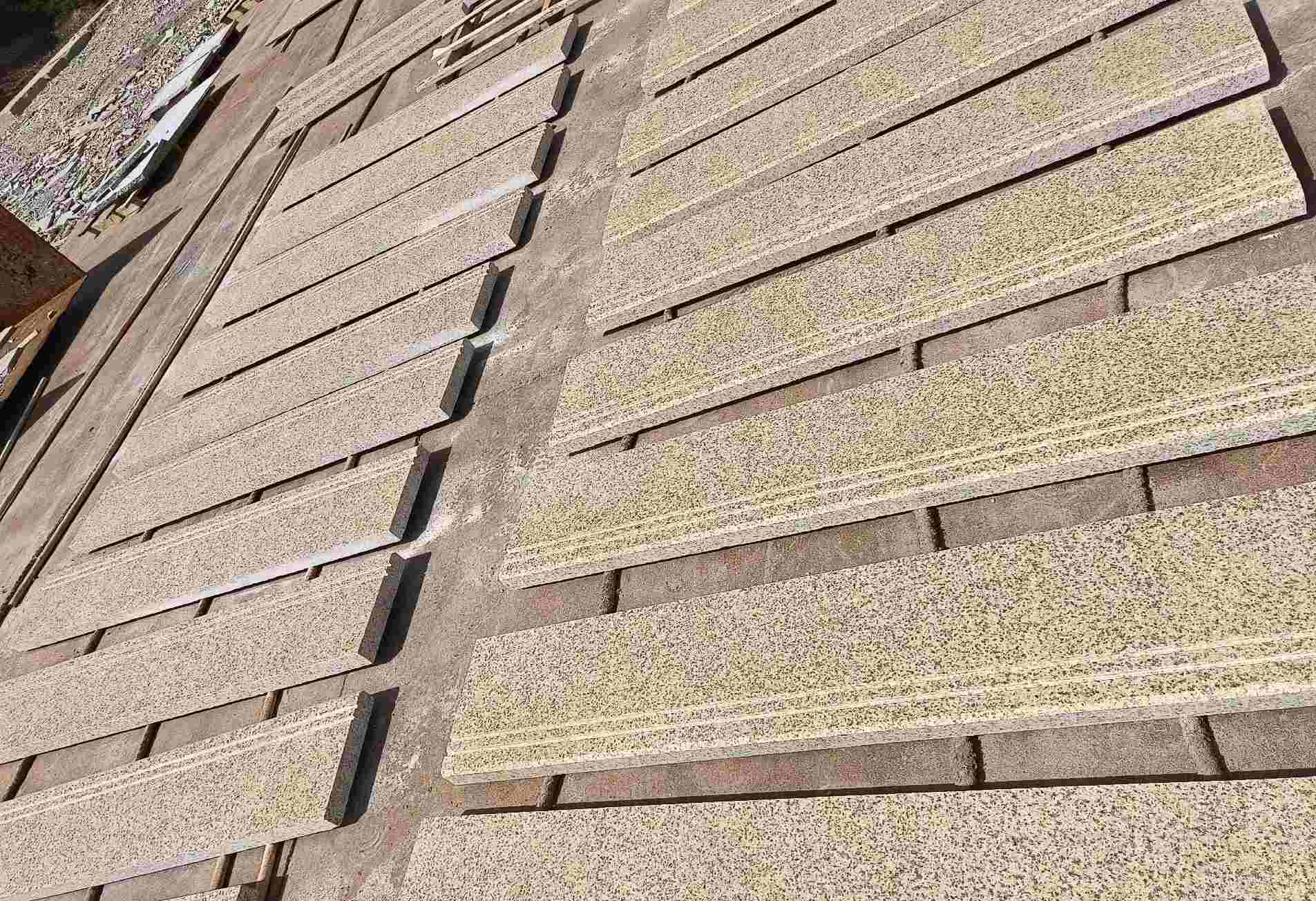 石嘴山 黄金麻花岗岩光面楼梯踏步