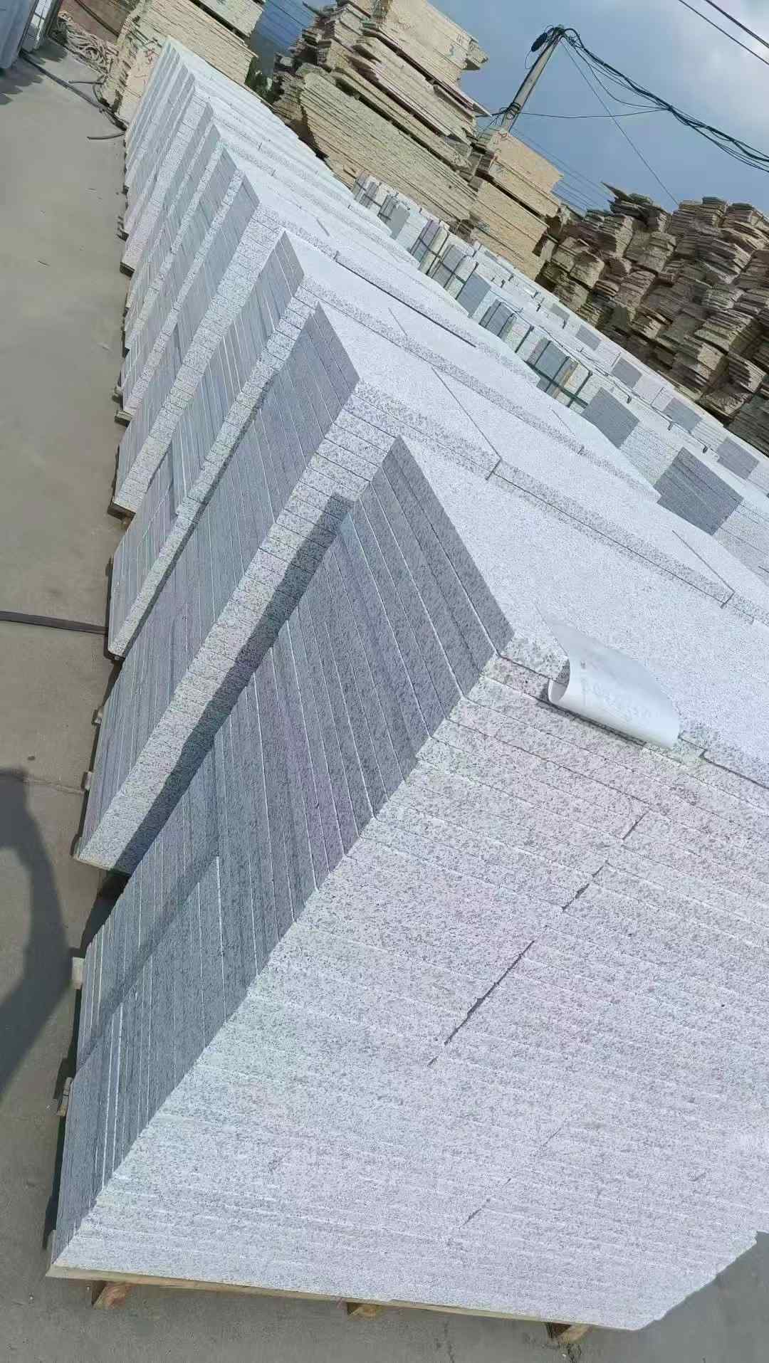 石嘴山 白麻荔枝面花岗岩地铺石