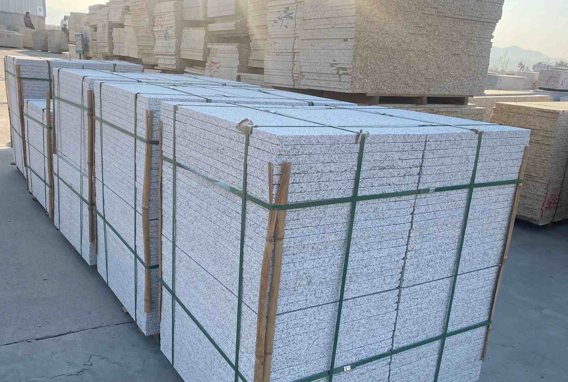 石嘴山 白麻花岗岩荔枝面地铺石