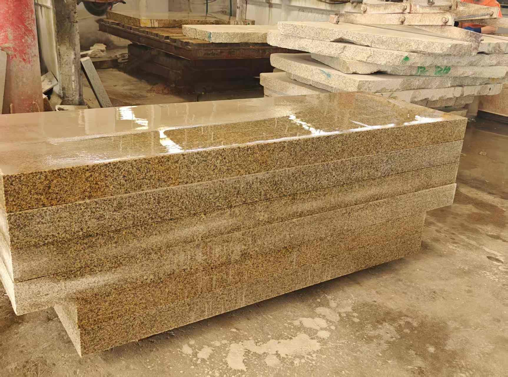 石嘴山 黄金麻栏杆料半成品加工中