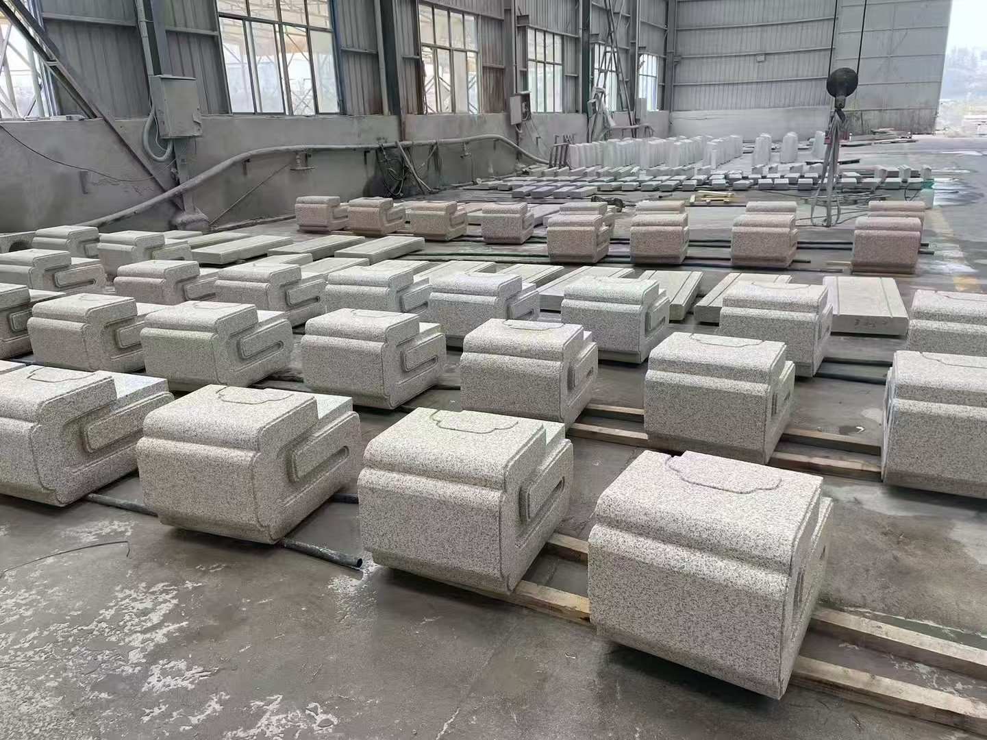 石嘴山 白麻花岗岩异形加工-石凳，坐凳