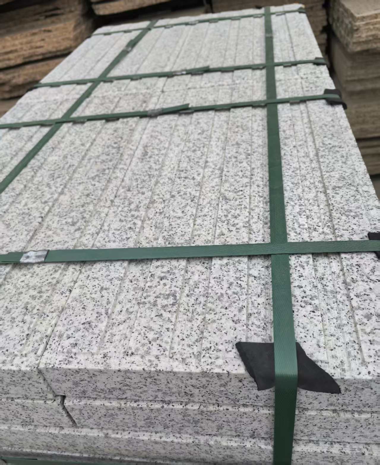 石嘴山 白麻花岗岩直行盲道石，盲条，地铺石