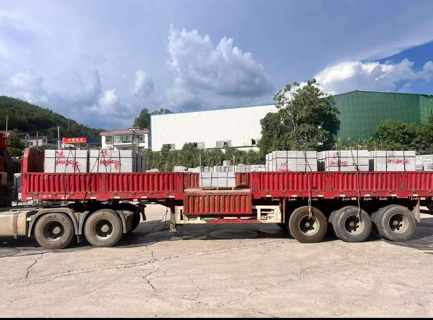 石嘴山 芝麻灰花岗岩地铺石出货日常