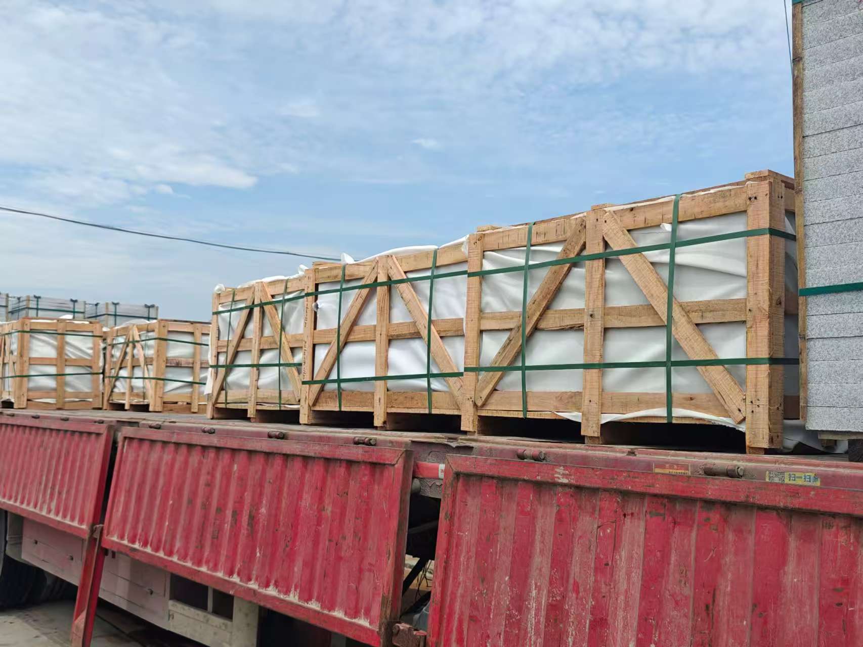 石嘴山 芝麻白花岗岩地铺石出口专车-泰国游